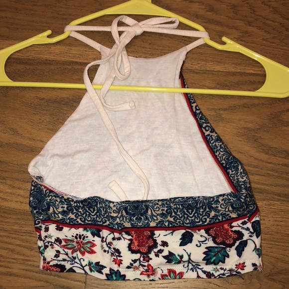 Backless Halter Crop Top - Picture 2 of 2